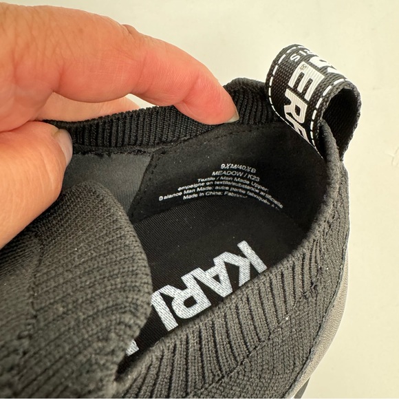 NWOB KARL LAGERFELD PARIS Women Meadow Graphic Slip-On Sneakers Size 9.5 - Picture 8 of 9